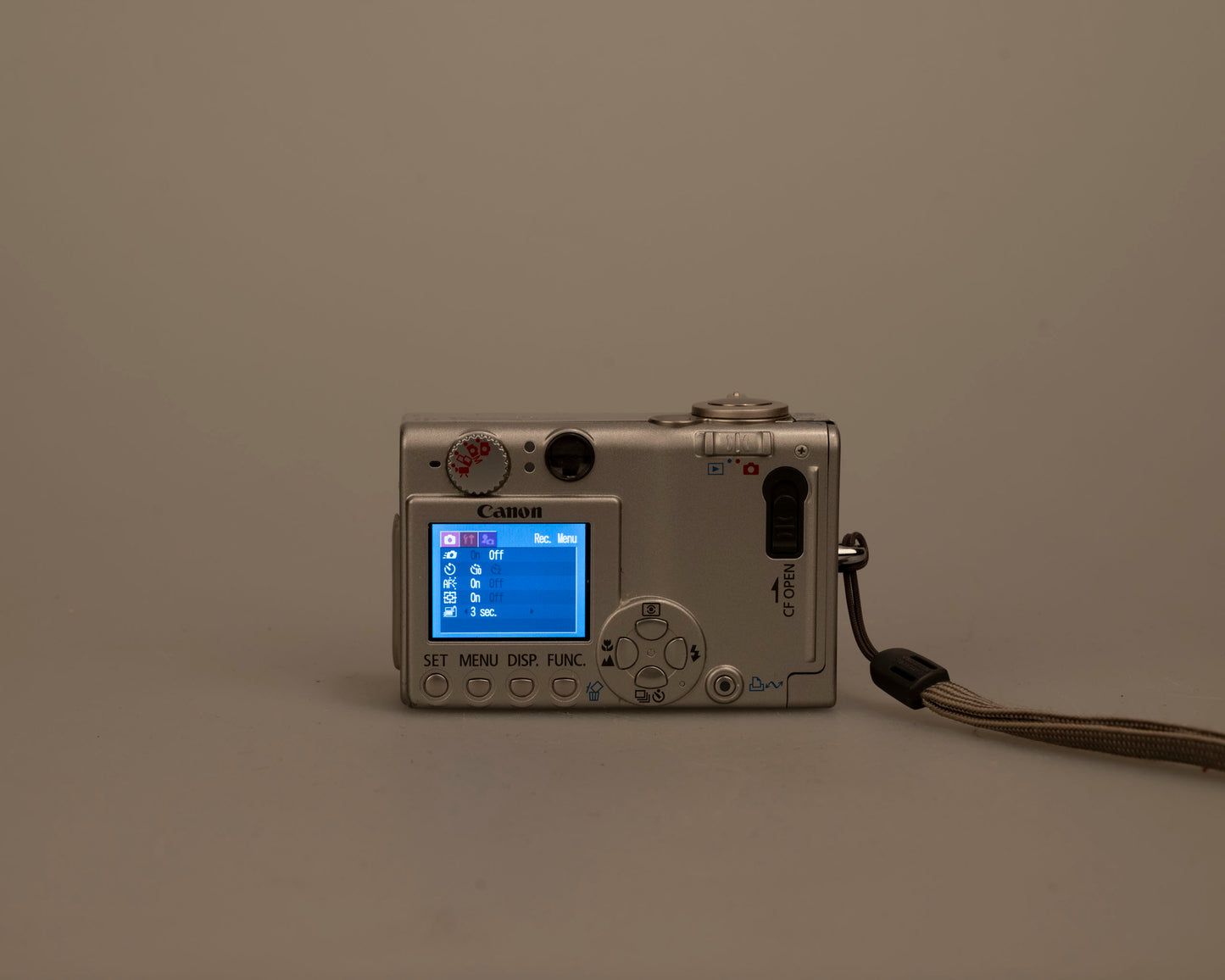 Canon Powershot S500 Digital Elph 5MP CCD digicam w/ 1GB CF card + battery + charger