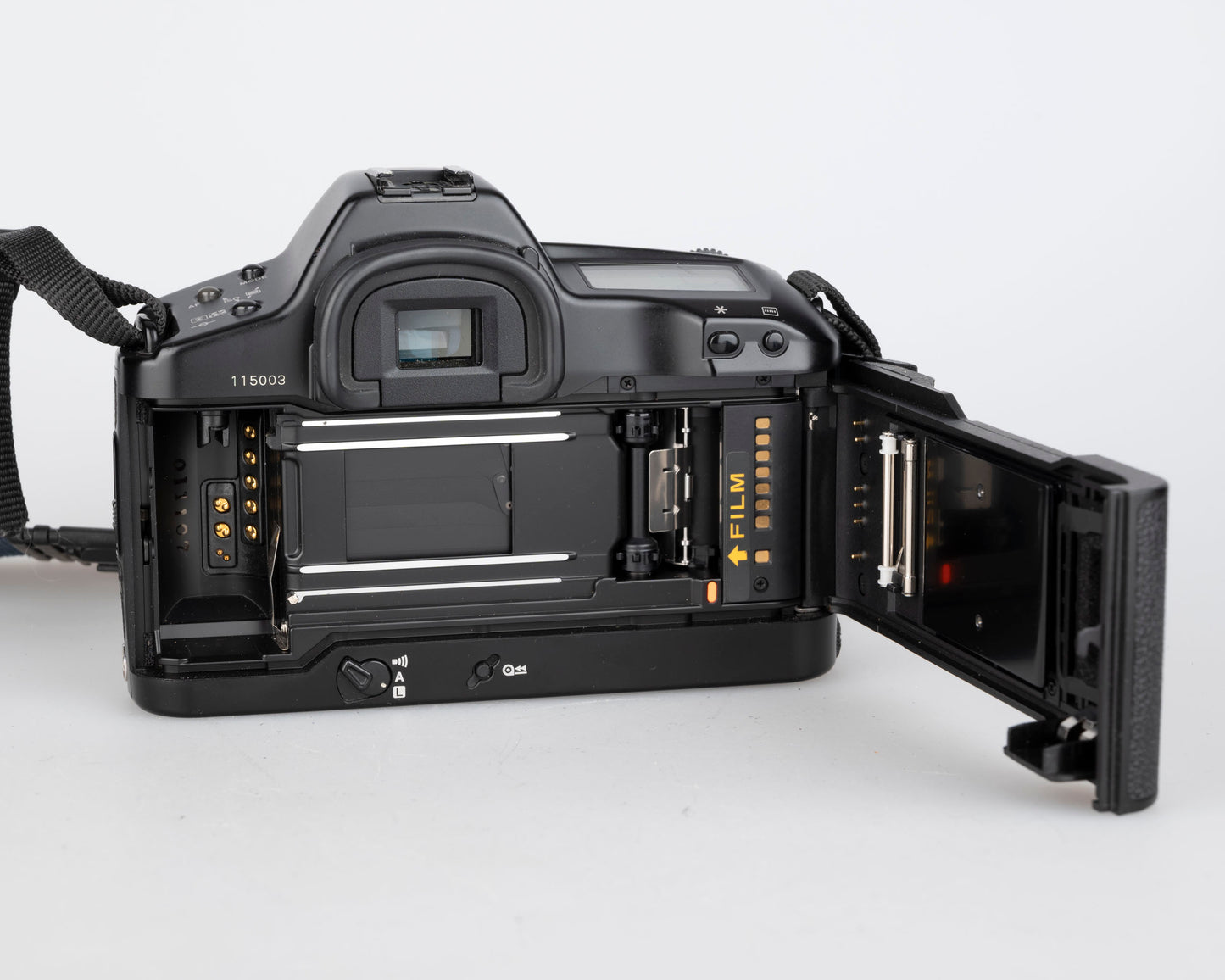 Canon EOS-1N Professional 35mm SLR w/ EF 50mm f1.8 lens (serial 115003)