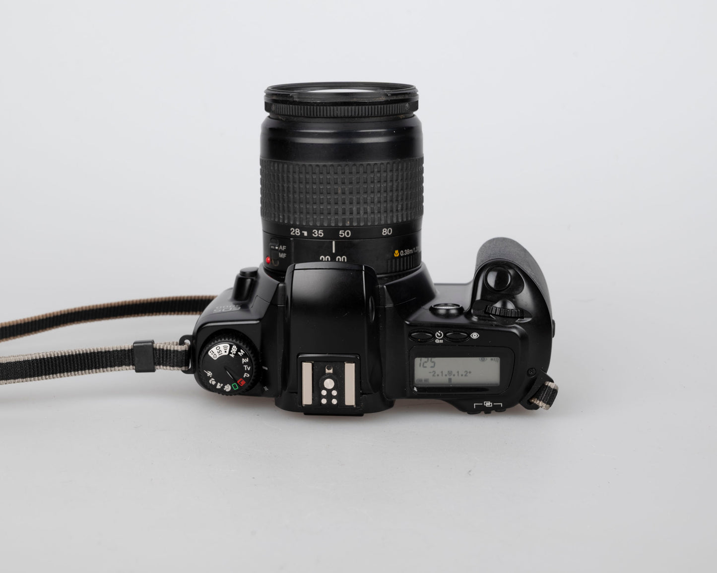 Canon EOS 3000 reflex argentique 35 mm avec objectif Canon EF 28-80 (série 4700515)