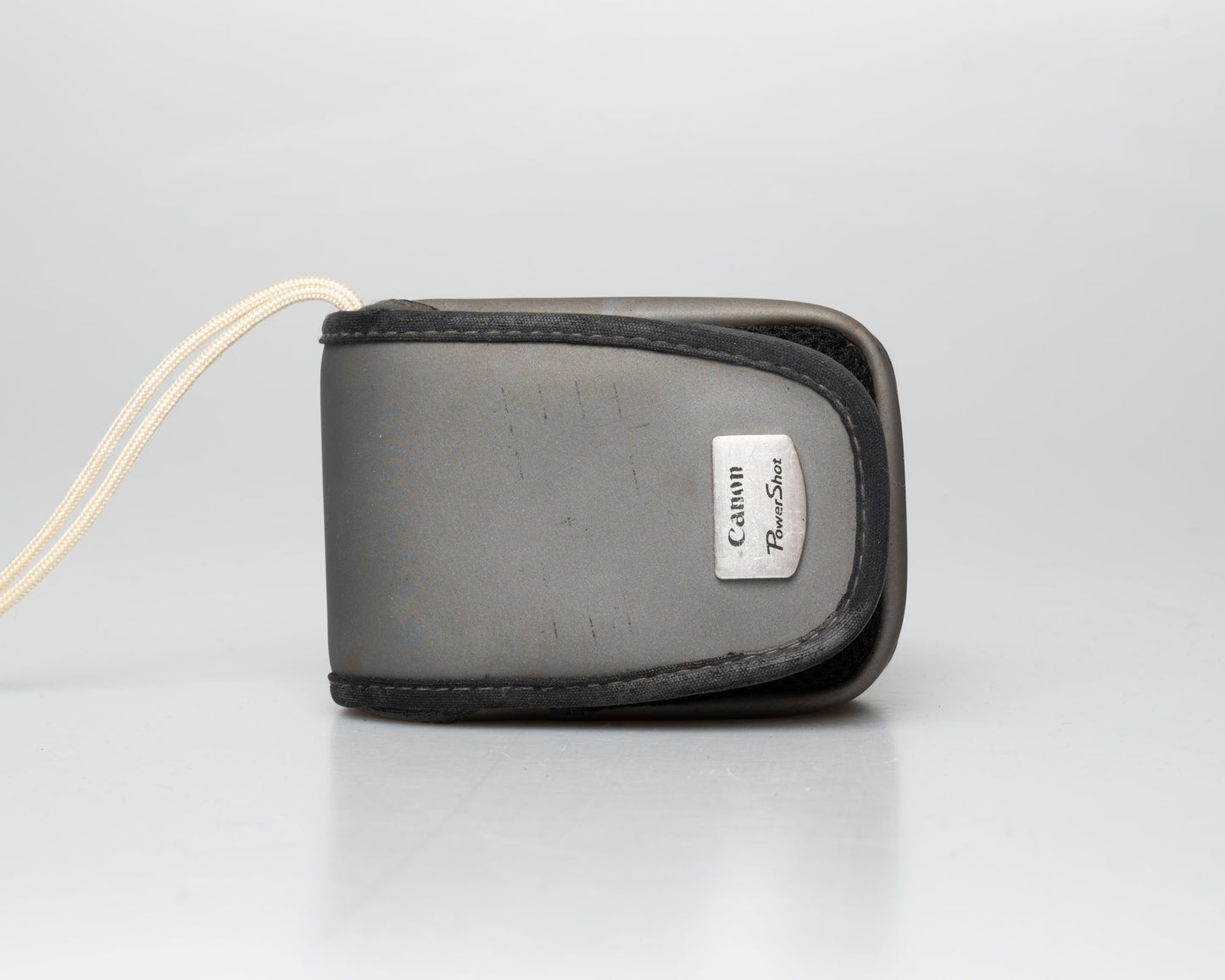 Canon Powershot A590 IS digicam w/ 8 MP CCD sensor; includes 4GB SD card + case (serial 752403507)