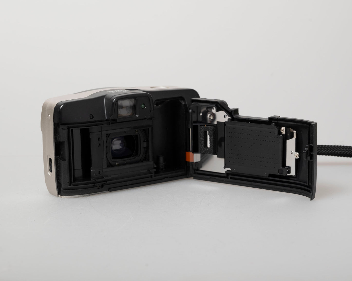 Canon Prima Zoom 76 35mm film camera (serial 4526509)