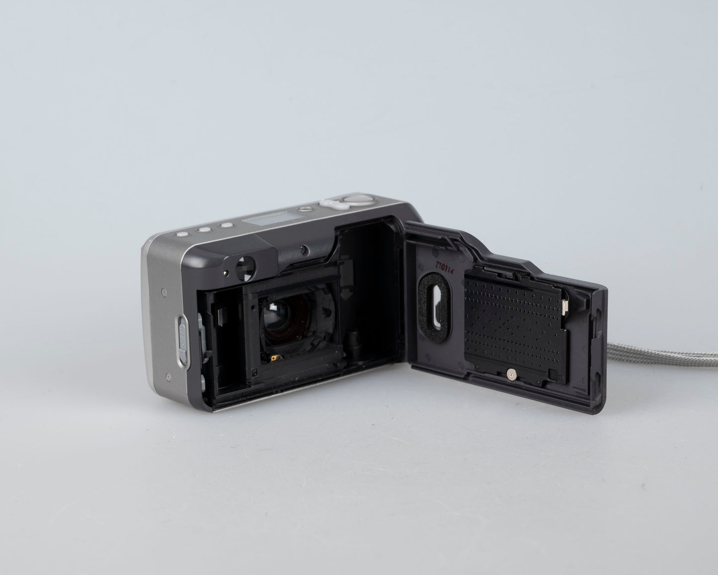 Canon Sure Shot 80u 35mm camera (serial 0111517)