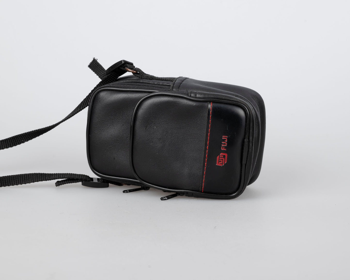 Fujifilm DL-260 Zoom MR 35mm camera w/ case (serial 80706760)