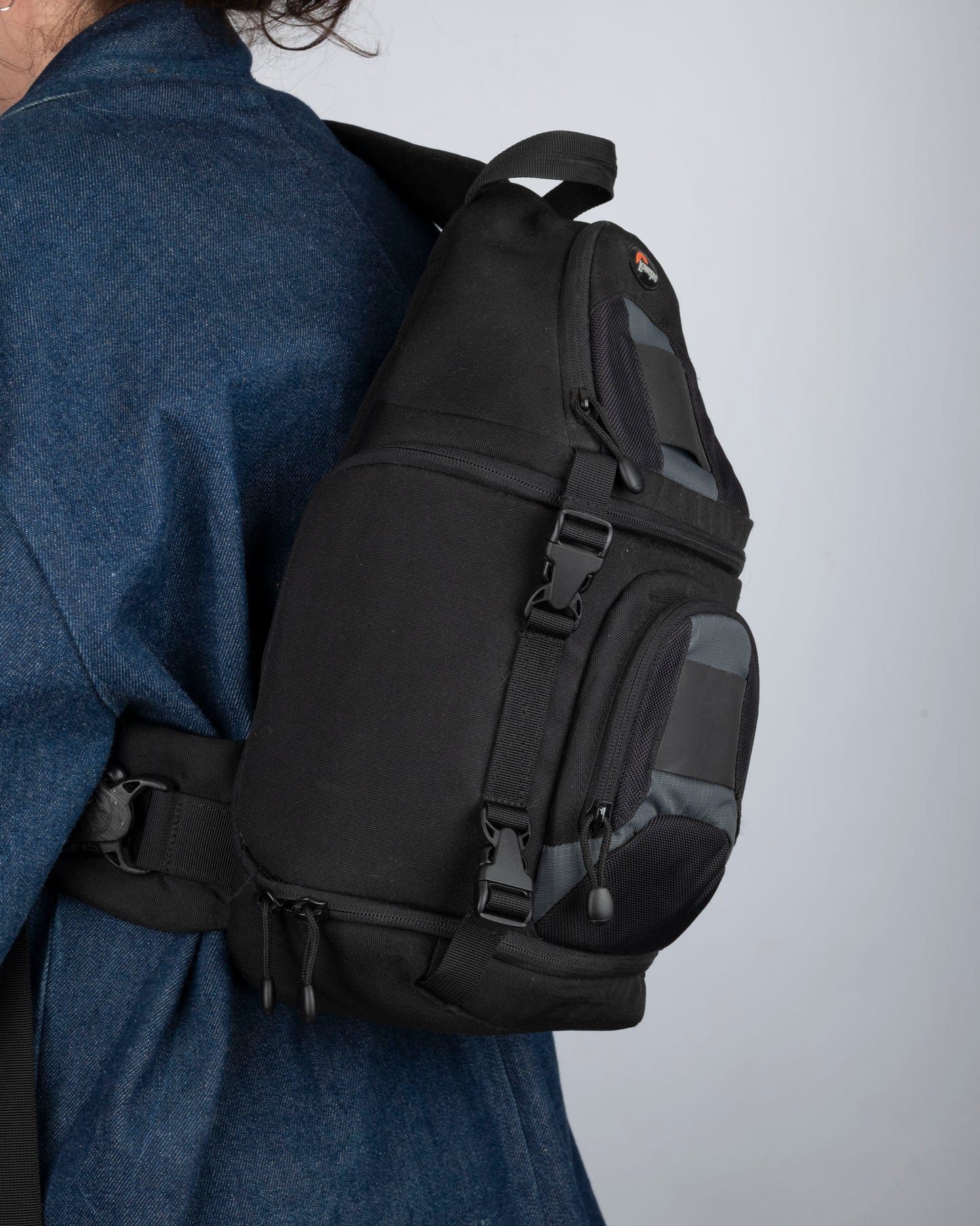 Lowepro SlingShot 100 AW camera backback