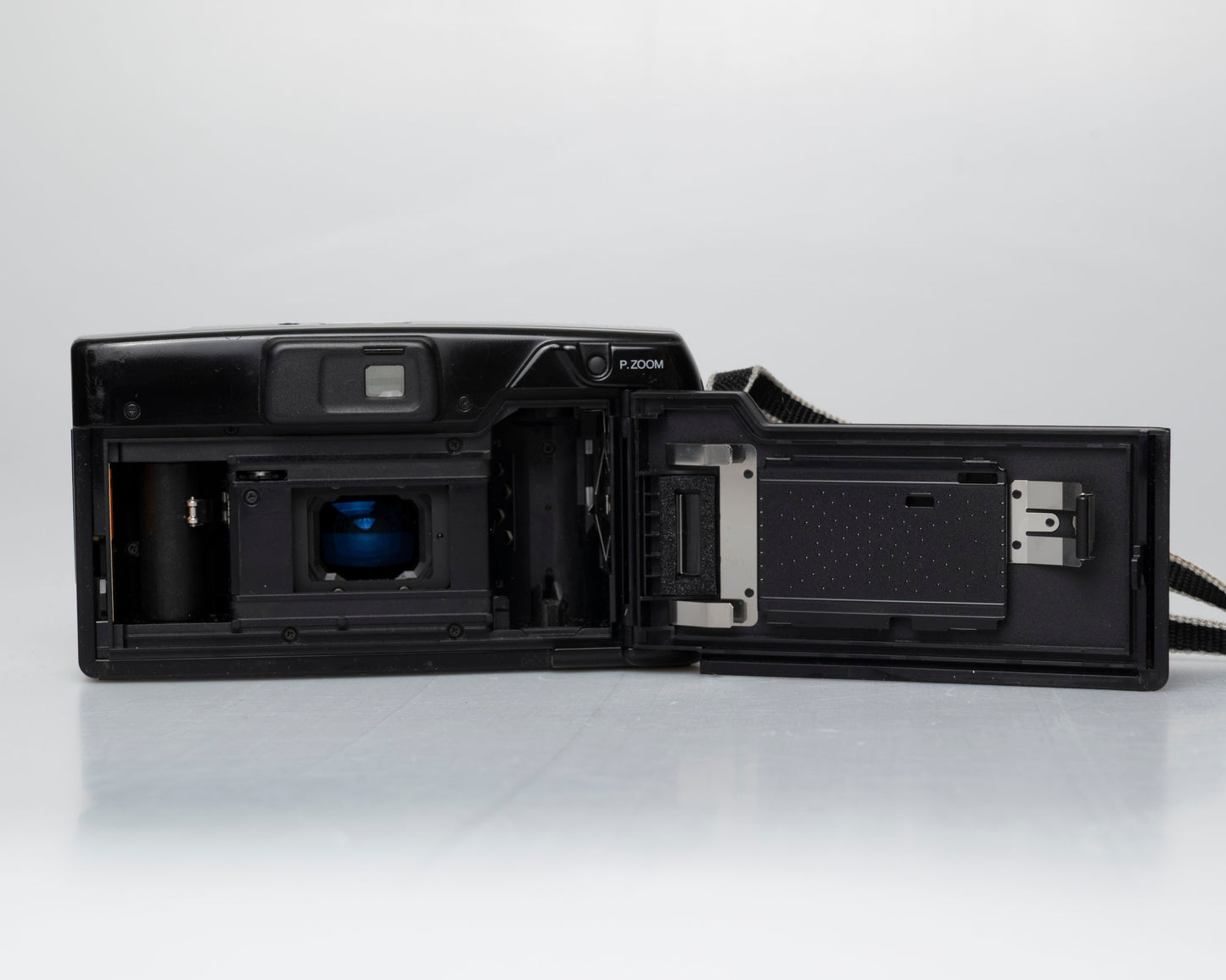 Minolta Freedom Zoom 90 35mm film camera (serial 12232632)