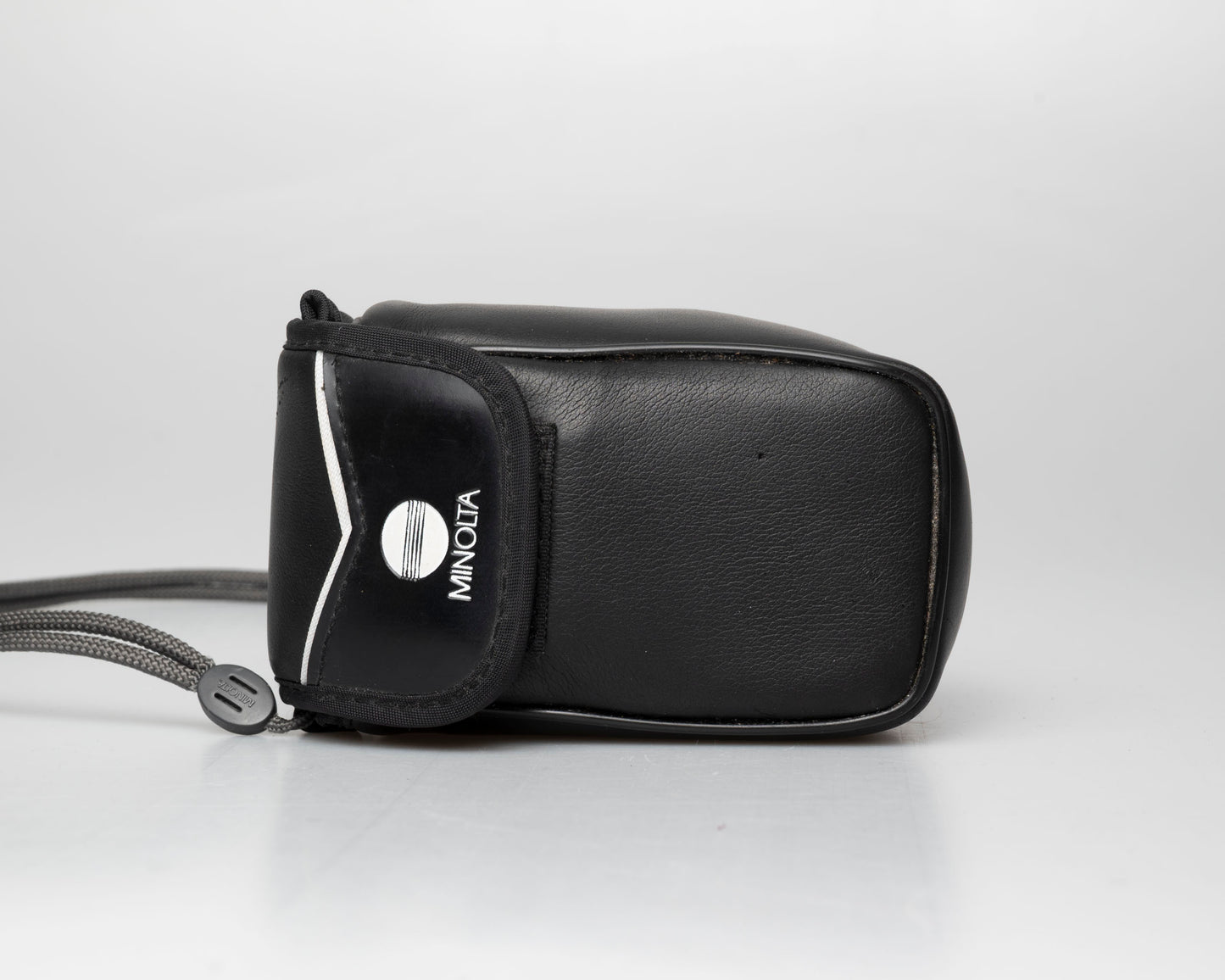 Minolta Freedom Action Zoom 35mm camera w/ case (serial 97382555)