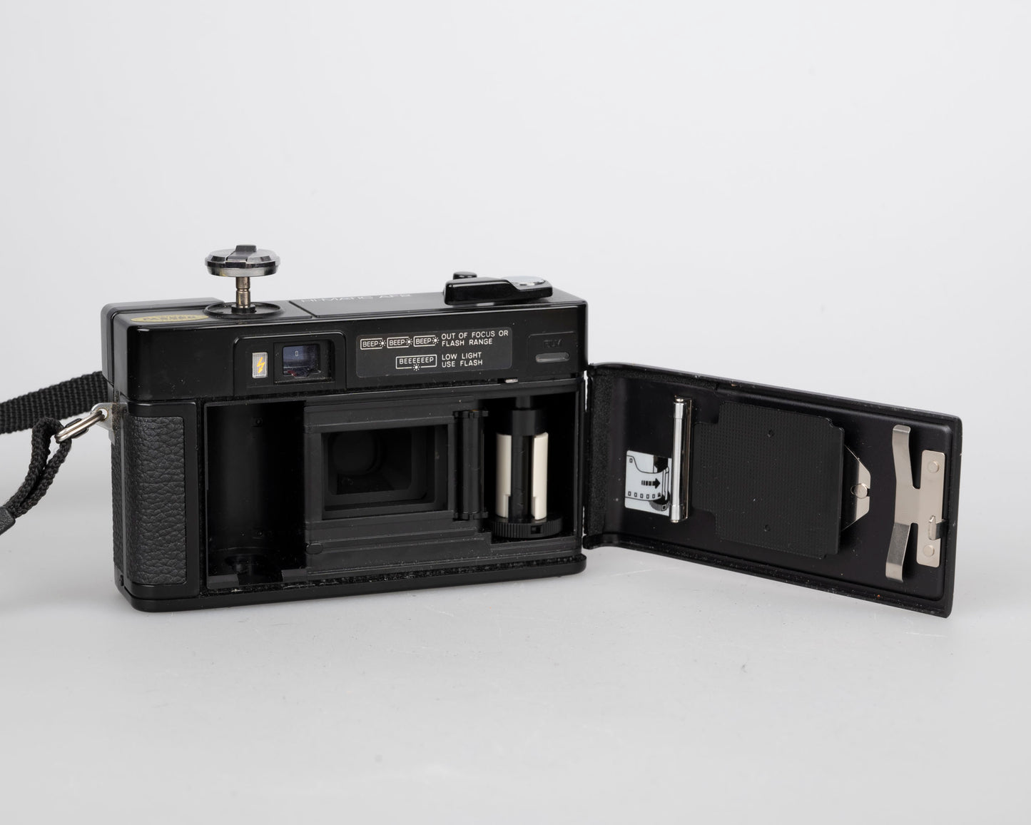 Minolta Hi-Matic AF2 35mm camera w/ case (serial 2897257) | film🎞tested