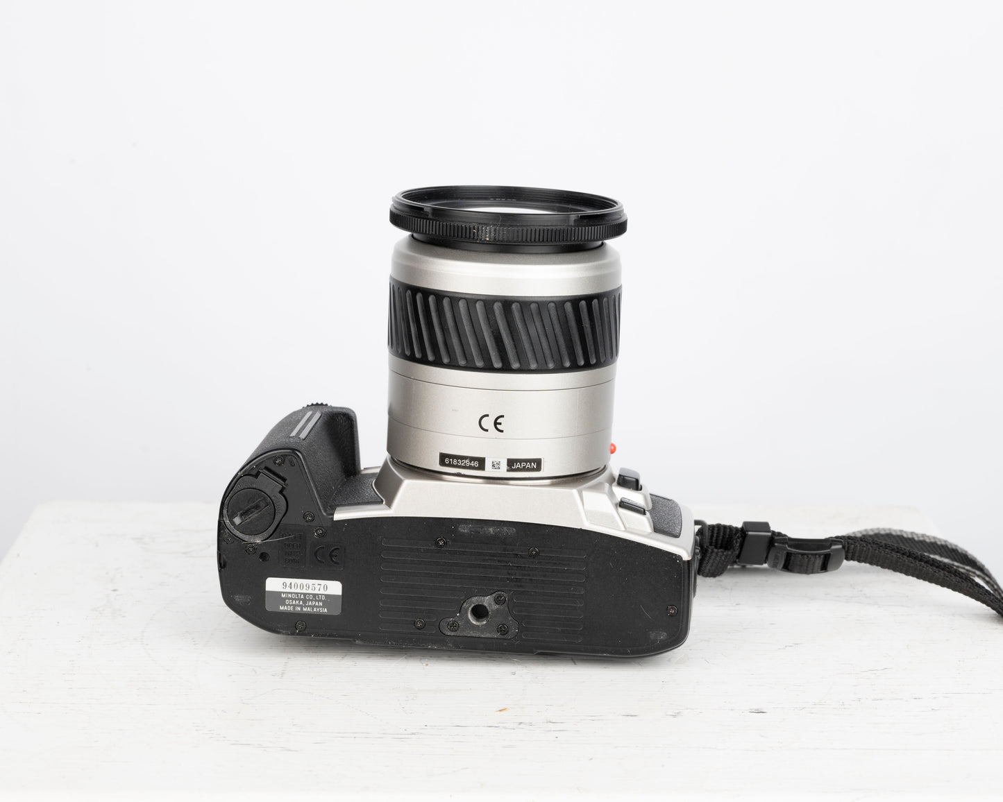 Minolta Maxxum XTsi reflex à film 35 mm avec objectif 28-80 mm + sac pour appareil photo Minolta + télécommande (série 94009570)