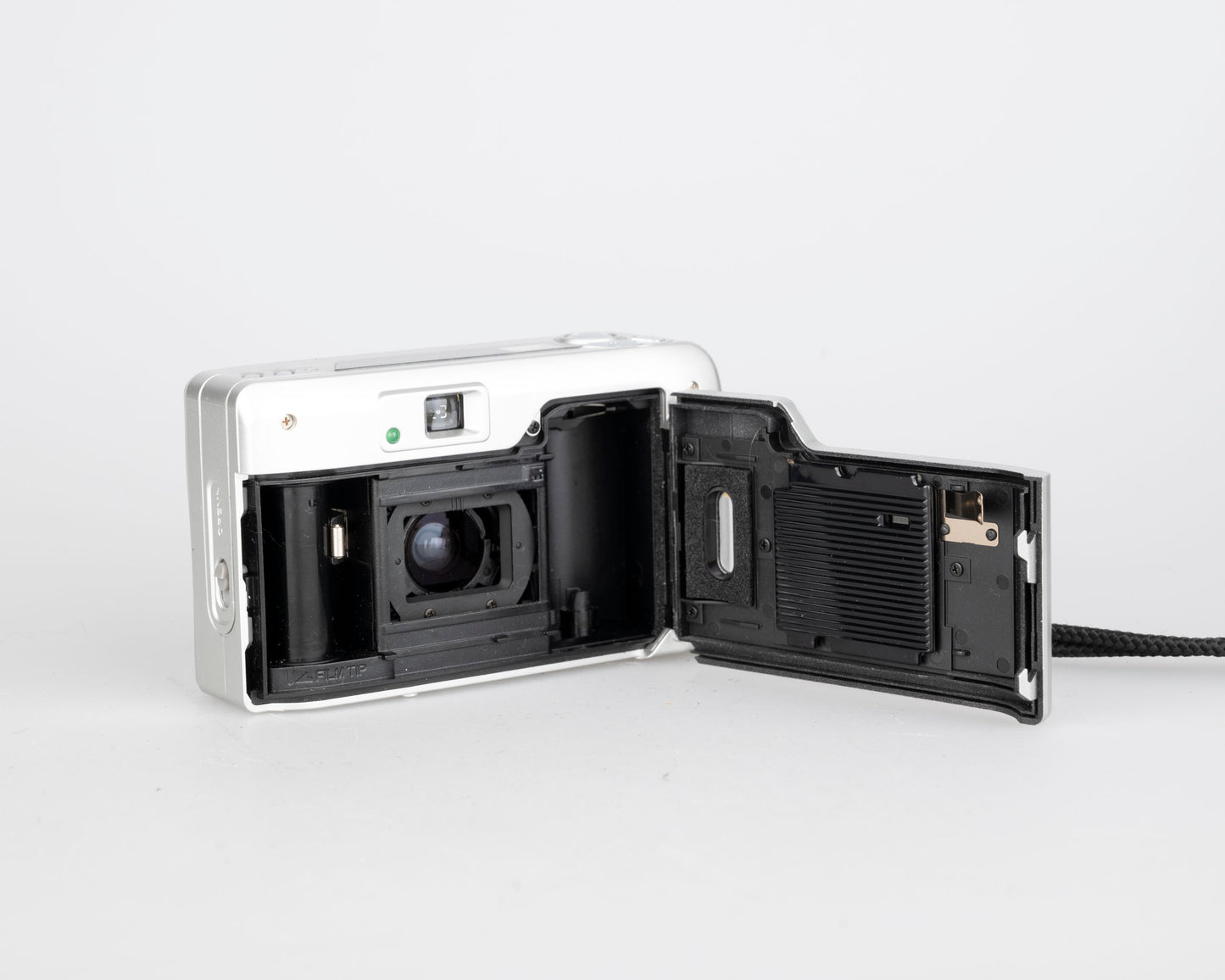 Minolta Zoom 60 Date 35mm camera w/ original box + case (serial 20302683)