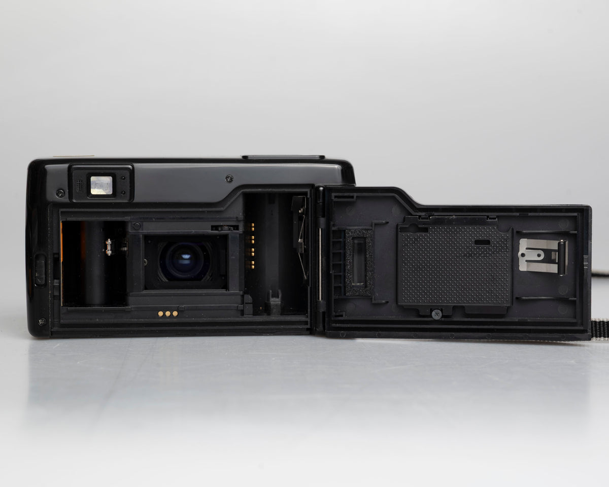 Minolta Freedom Zoom 65 35mm camera (serial 98102439)
