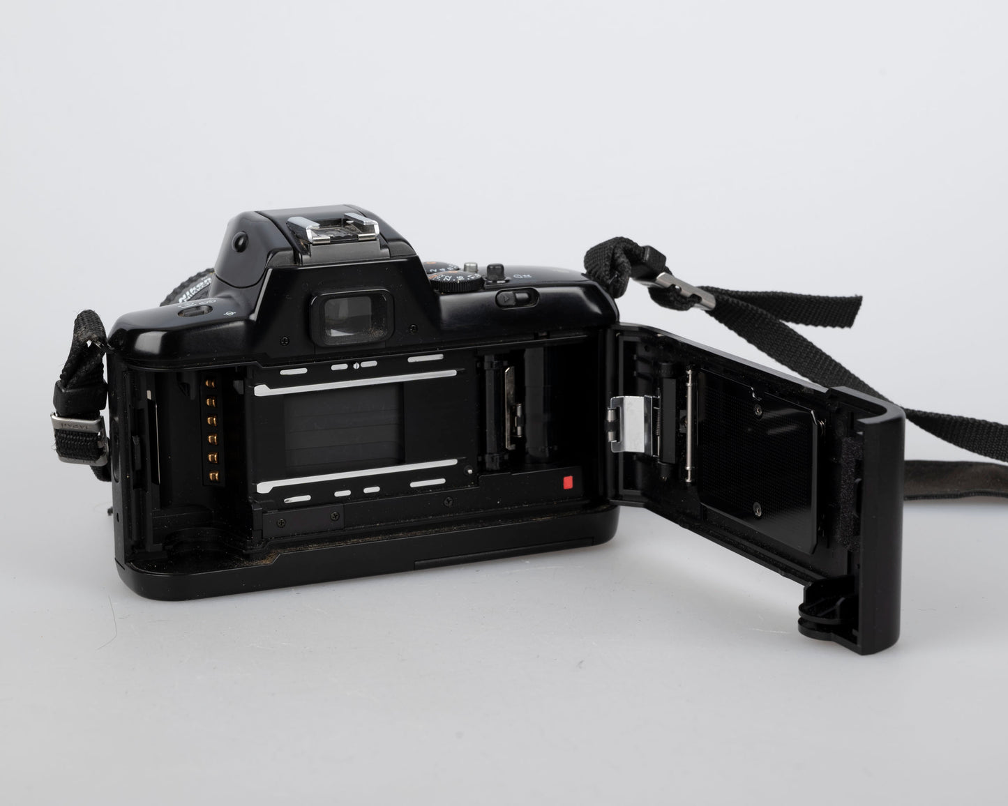 Nikon F-401X 35mm film SLR w/ AF Nikkor 35-70mm lens (serial 2310817)