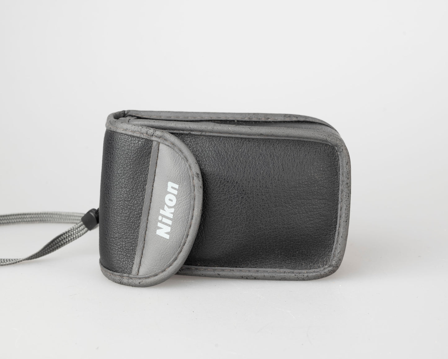 Nikon One Touch Zoom 90S 35mm camera w/ case (serial 6034600)