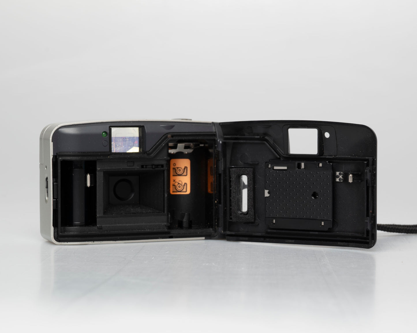 Pentax PC-5000 AF 35mm camera (serial 8554250)