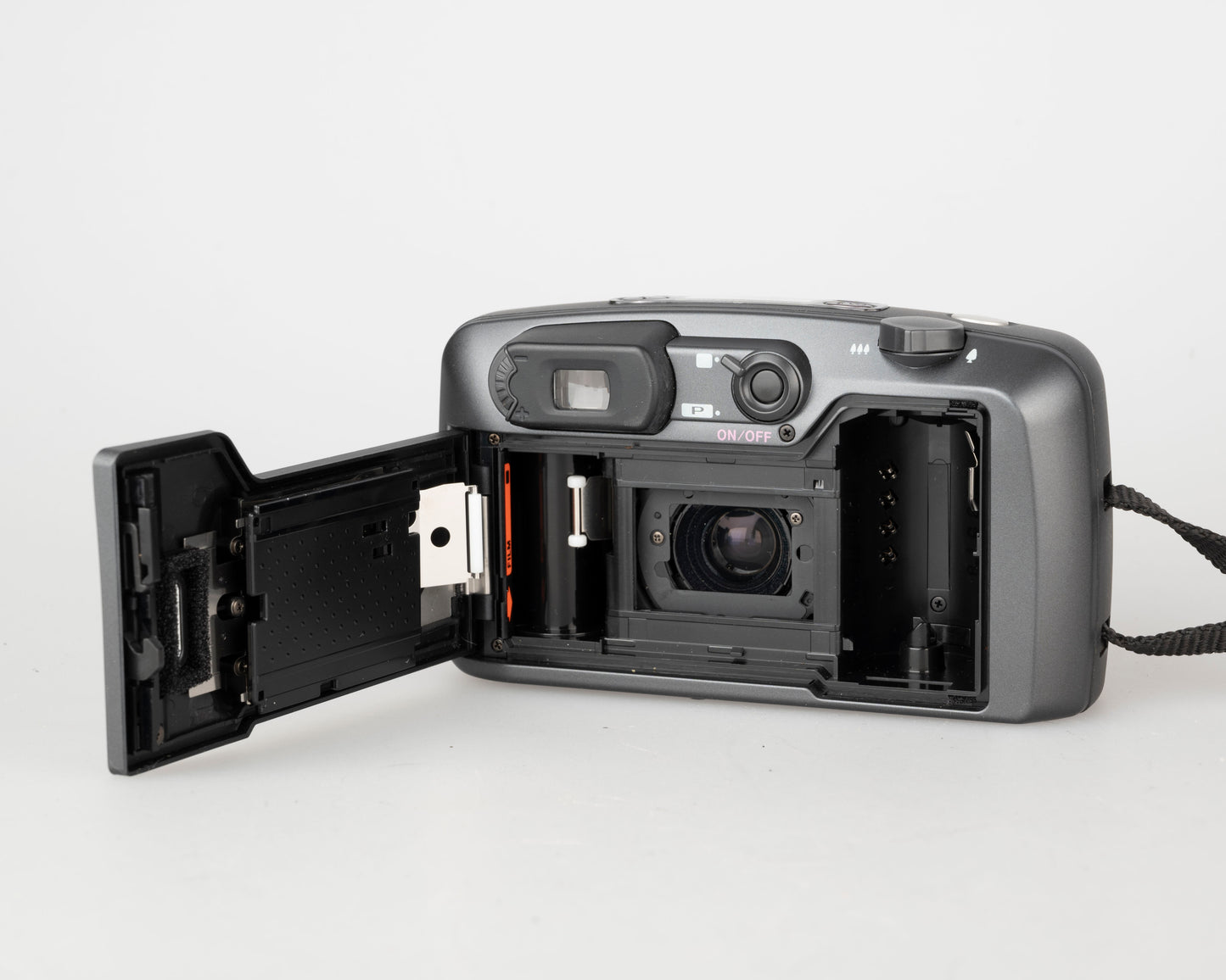 Appareil photo Pentax Espio 140 35 mm avec étui (série 447806)