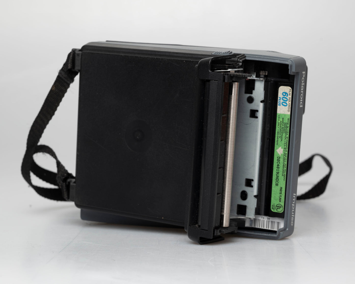 Polaroid Impulse instant camera (serial D2C4819UNDCB)