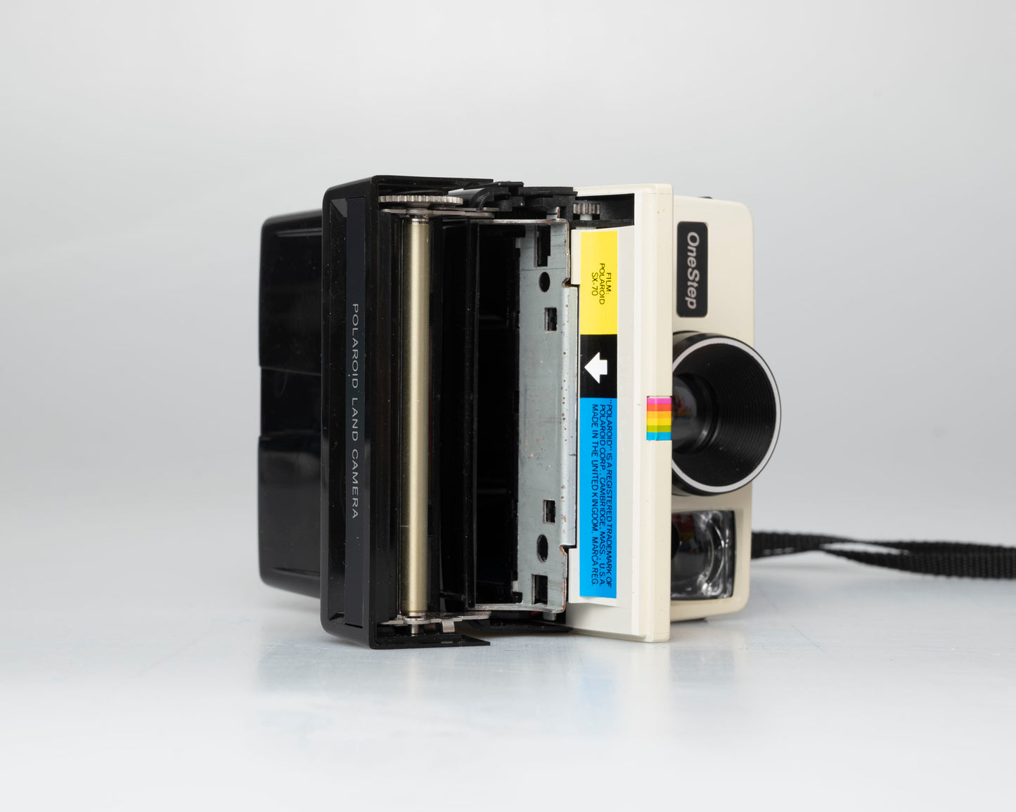 Polaroid One Step (original) uses SX-70 instant film (serial CVC914DA)