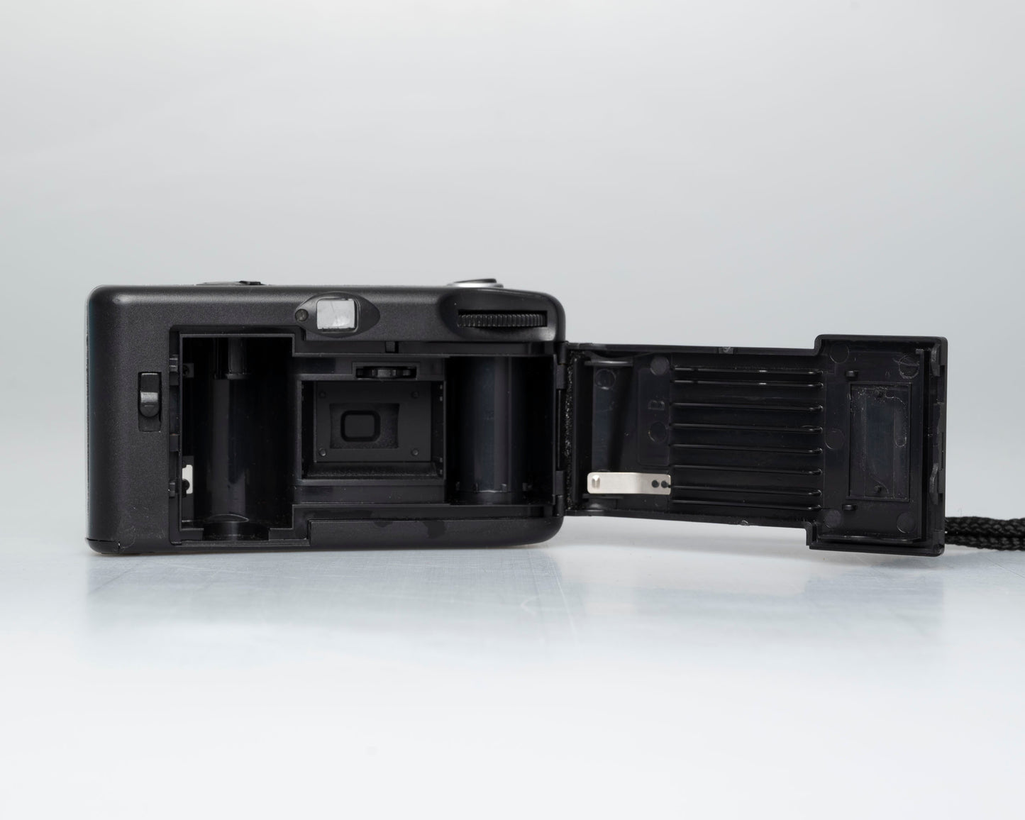 Z 800 Focus Free 35mm film camera