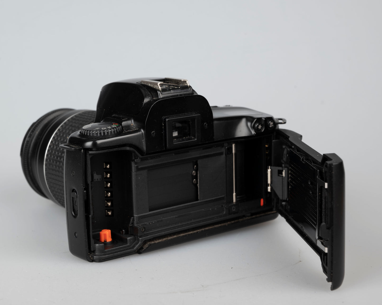 Canon EOS Rebel XS 35mm film SLR w/ EF 28-80mm lens (serial 3405675)