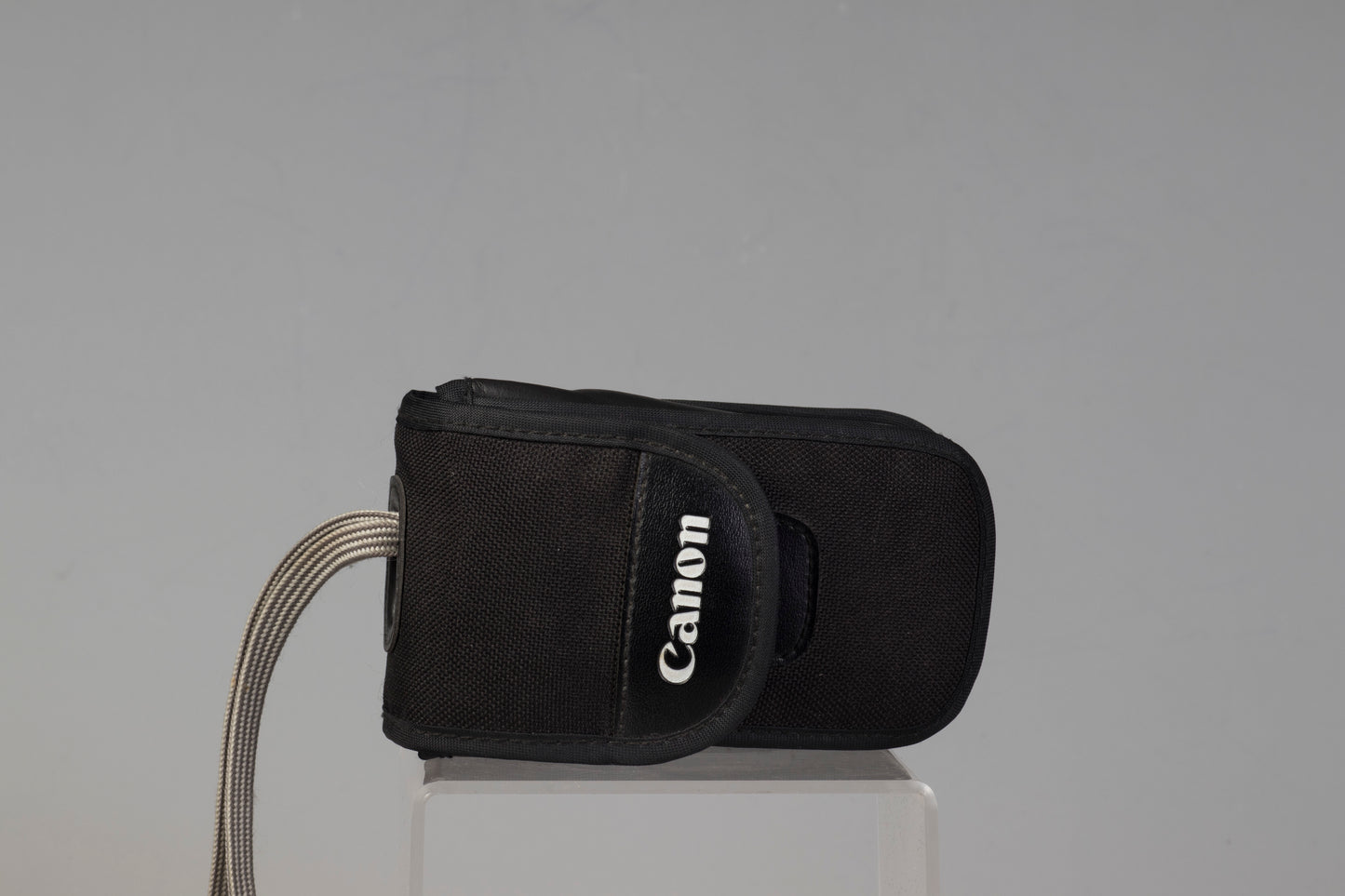 Canon Sure Shot 90u 35mm camera with case (serial 7914082)