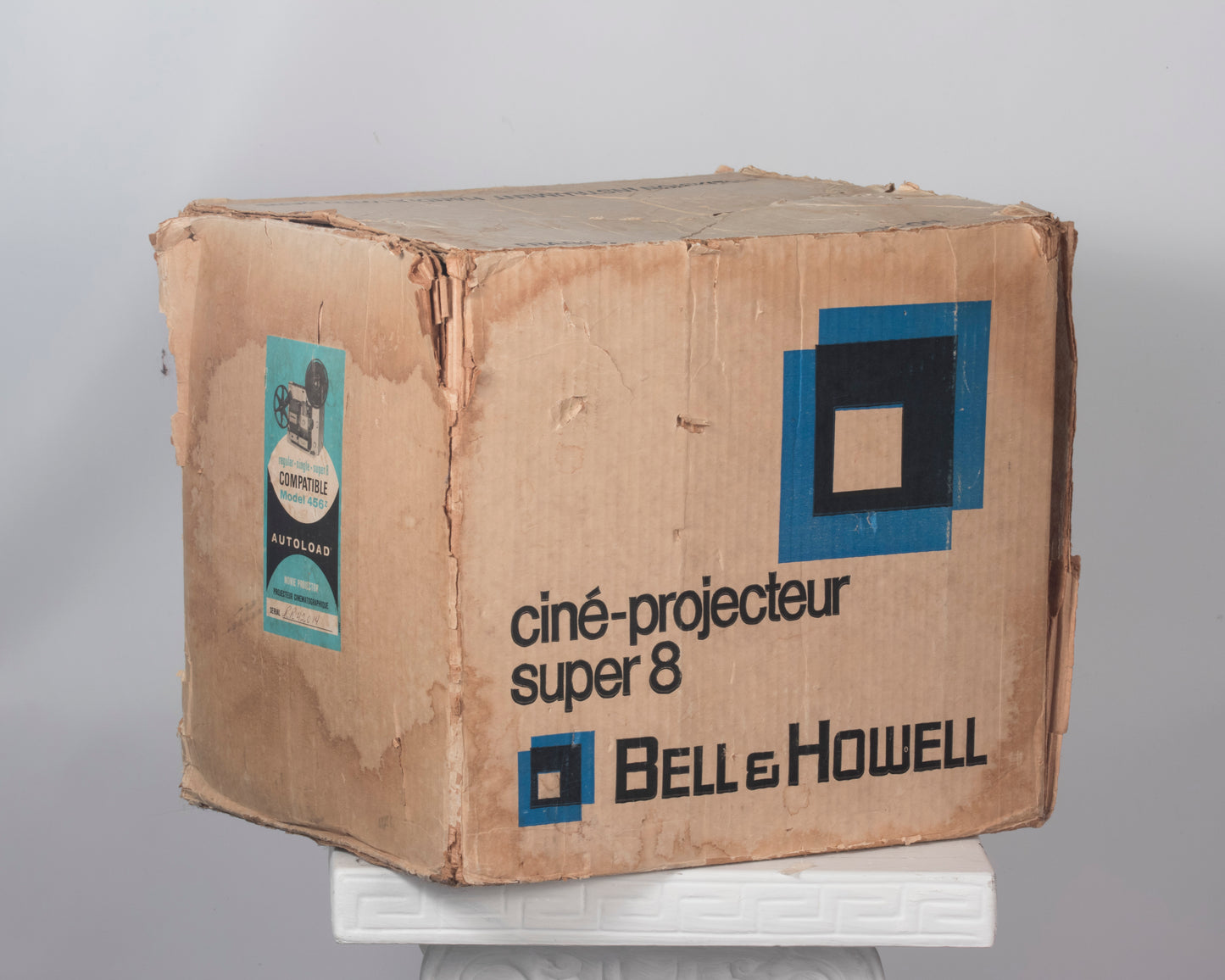 Bell and Howell 456Z Dual-format Super 8 and Regular 8mm movie projector