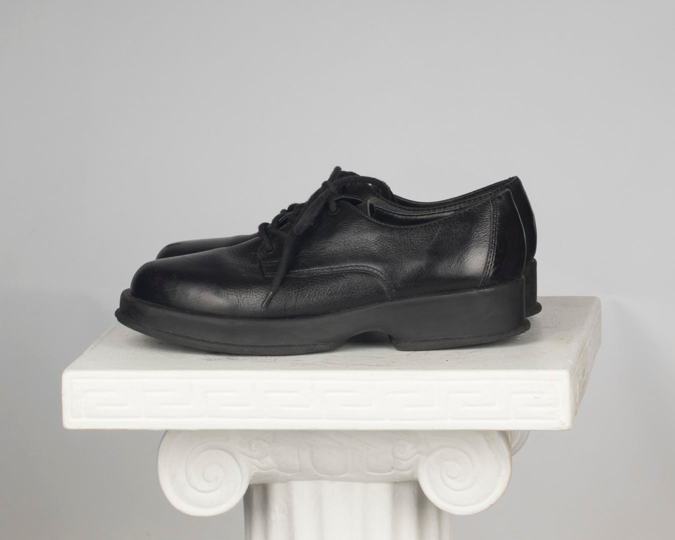 Black chunky 90s oxfords - size 7.5 New Wave Pool Black chunky 90s oxfords - size 7.5 New Wave Pool