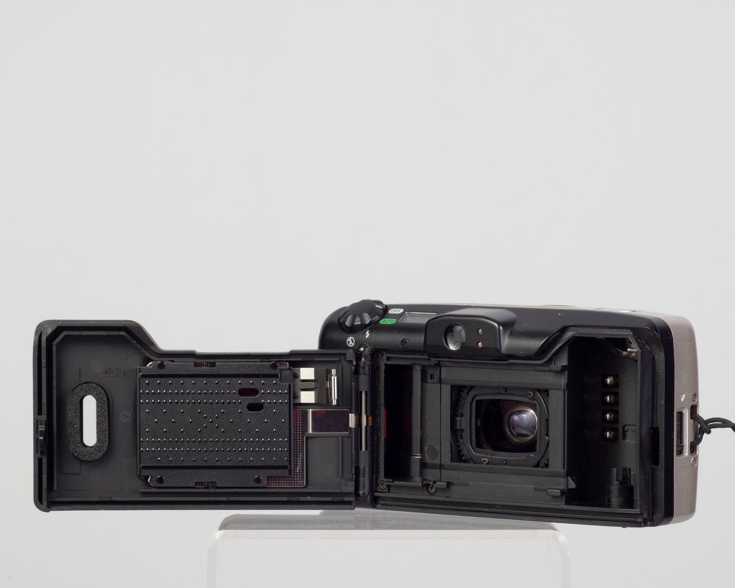 Canon Prima Zoom 85N Date 35mm camera (serial 3953617)