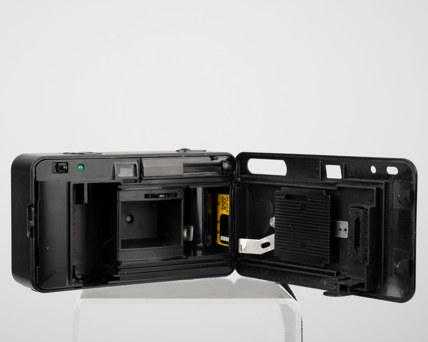 Appareil photo argentique Concord 850 Slim Line 35 mm