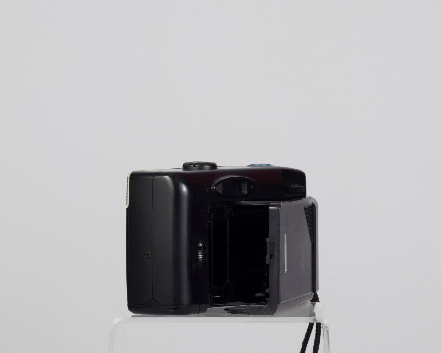 Fuji DL-8 35mm film camera (serial 90237083)