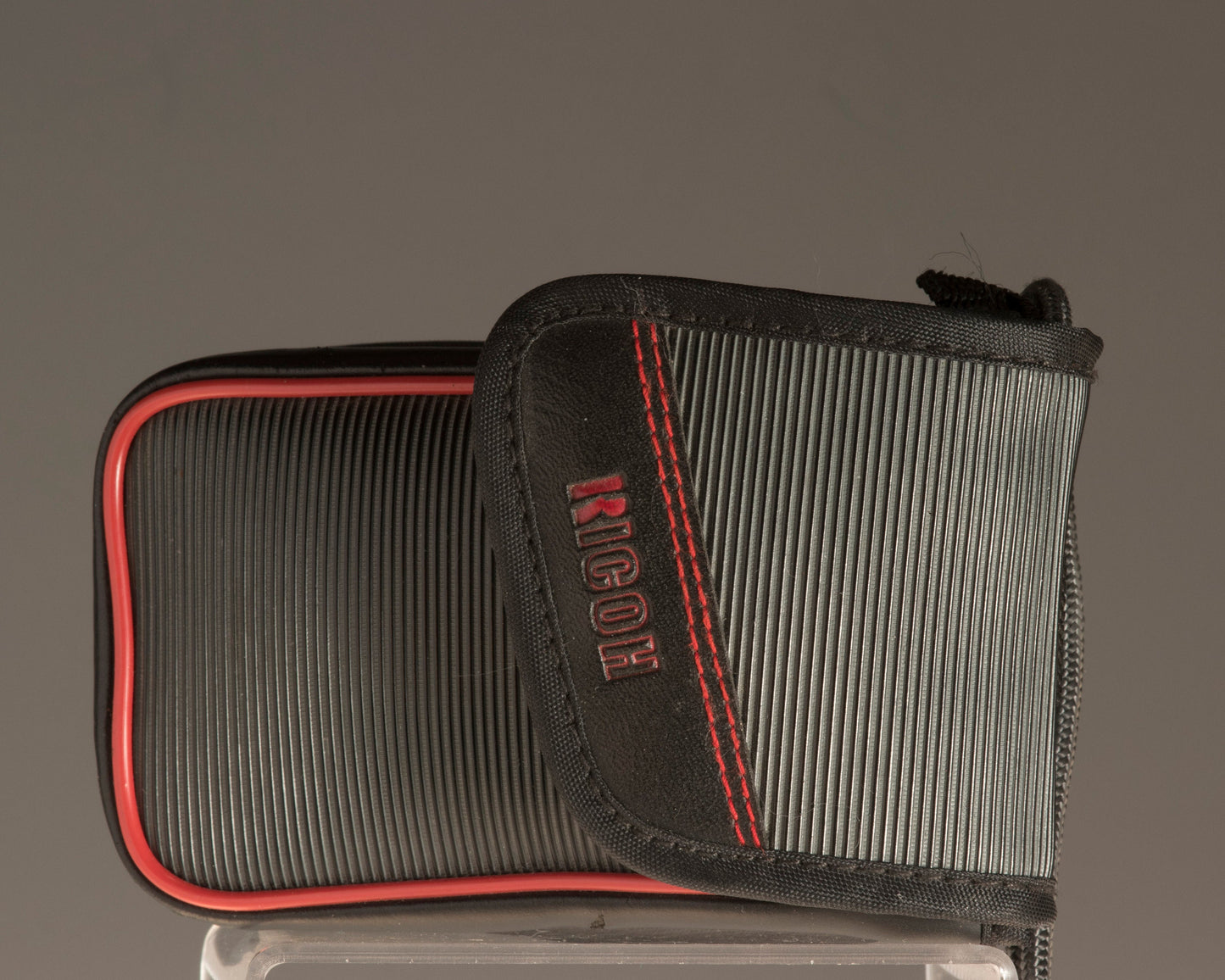 Appareil photo compact 35 mm Ricoh FF-9