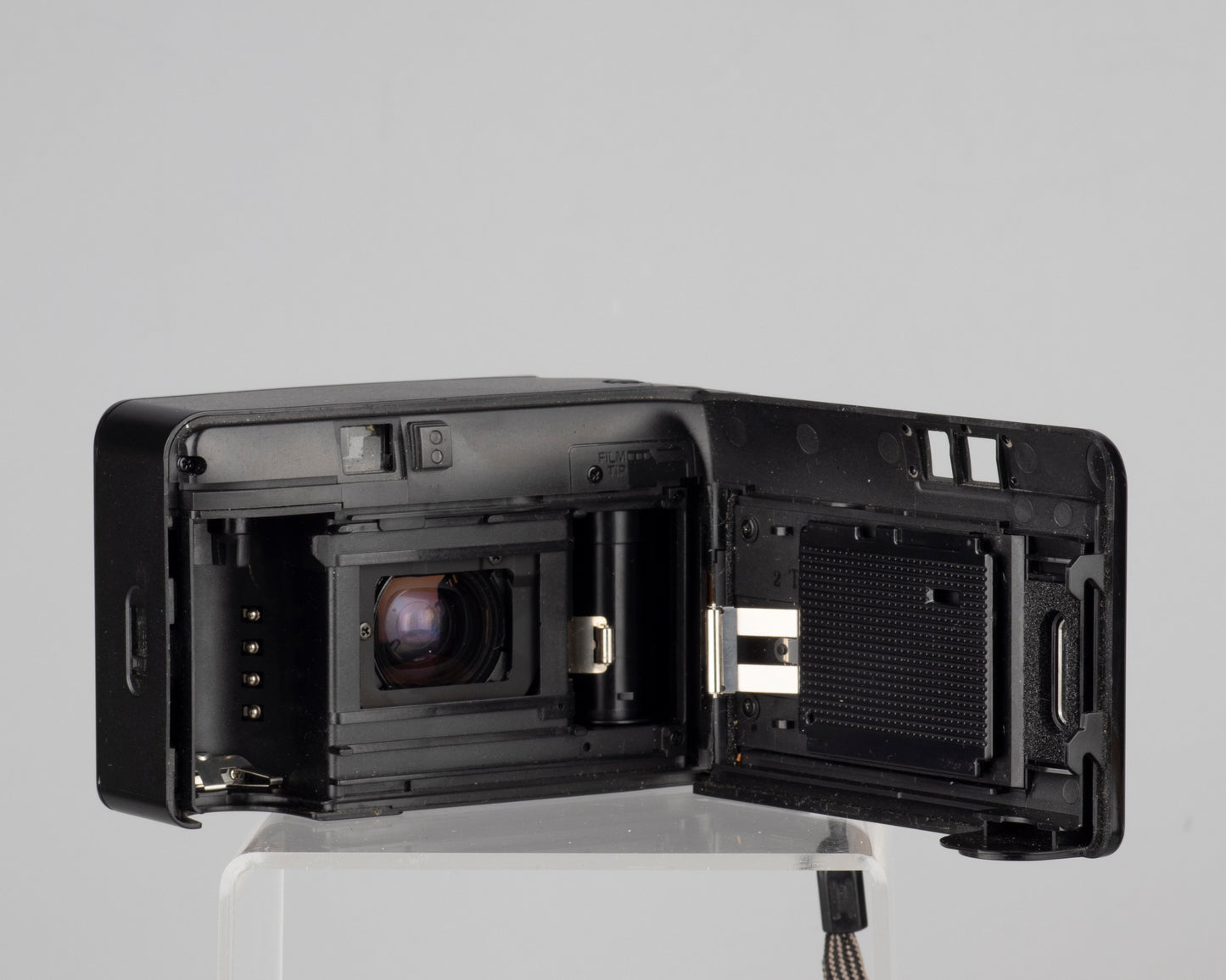 Konica Big Mini Super Compact Zoom BM-311Z 35mm point-and-shoot camera w/ case