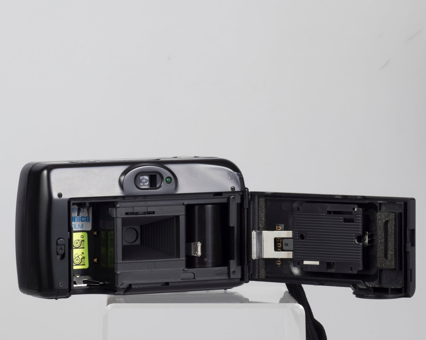 Konica Pop AF-800 35mm point-and-shoot camera