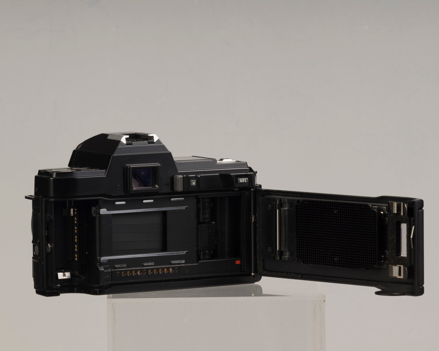 Minolta Maxxum 7000 35mm film SLR