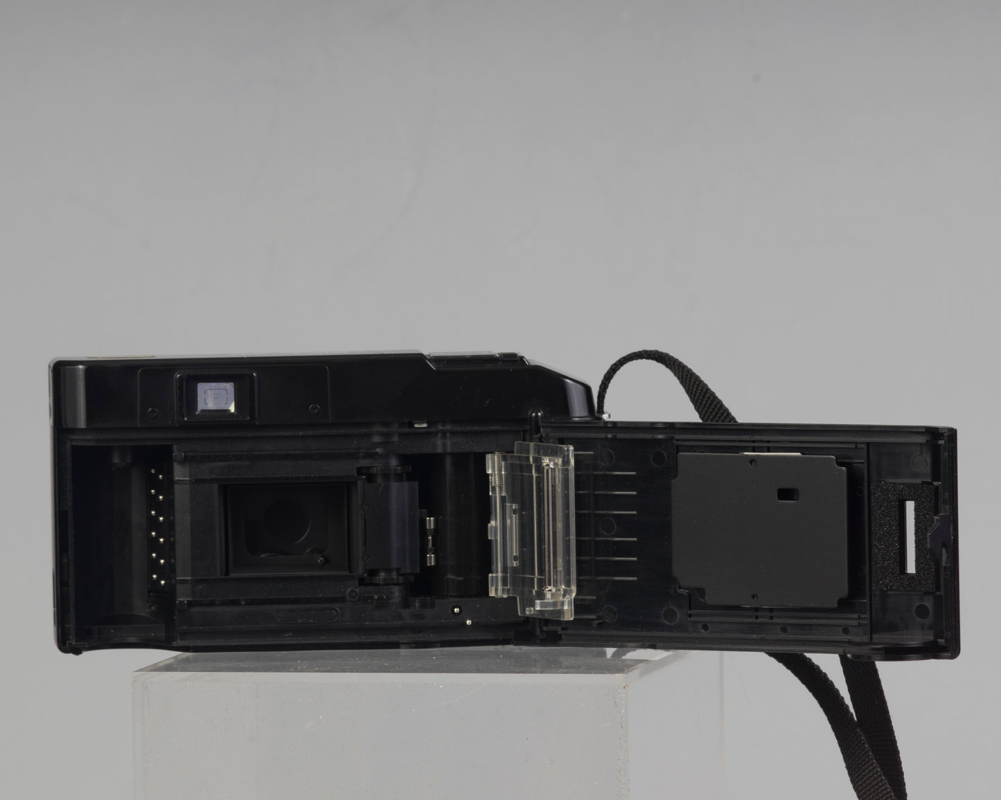 Minolta AF Tele dual lens 35mm point-and-shoot film camera (serial 51315890)