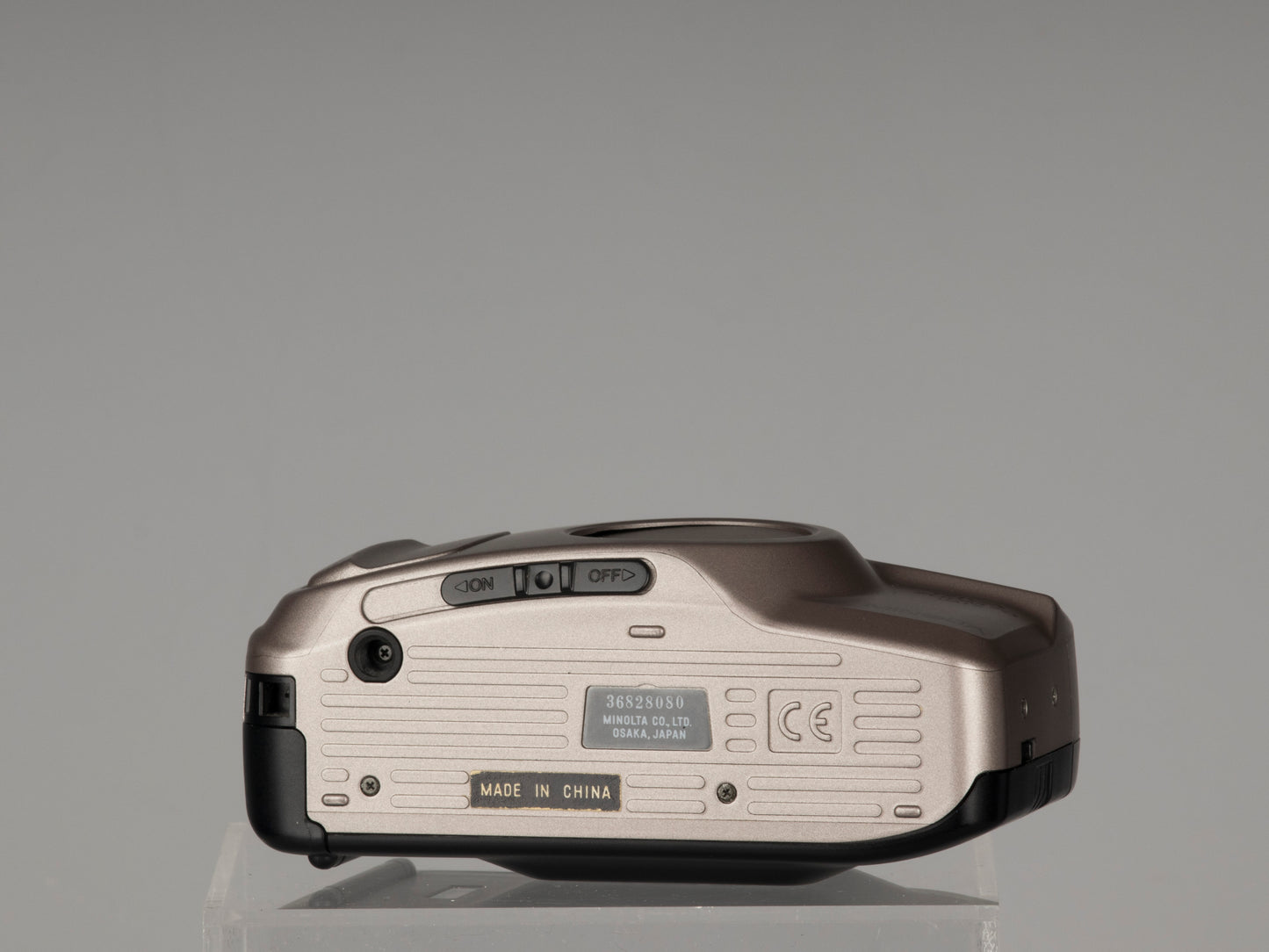 Minolta Riva Zoom 70 Date 35mm camera