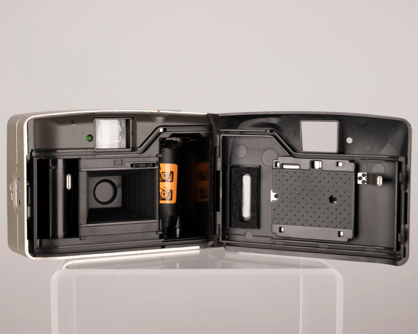 Nikon AF240SV 35mm film camera (serial 5328309)