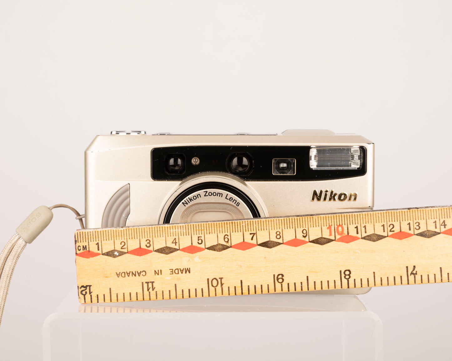 Nikon One Touch Zoom 90 35mm camera (serial 5019074)