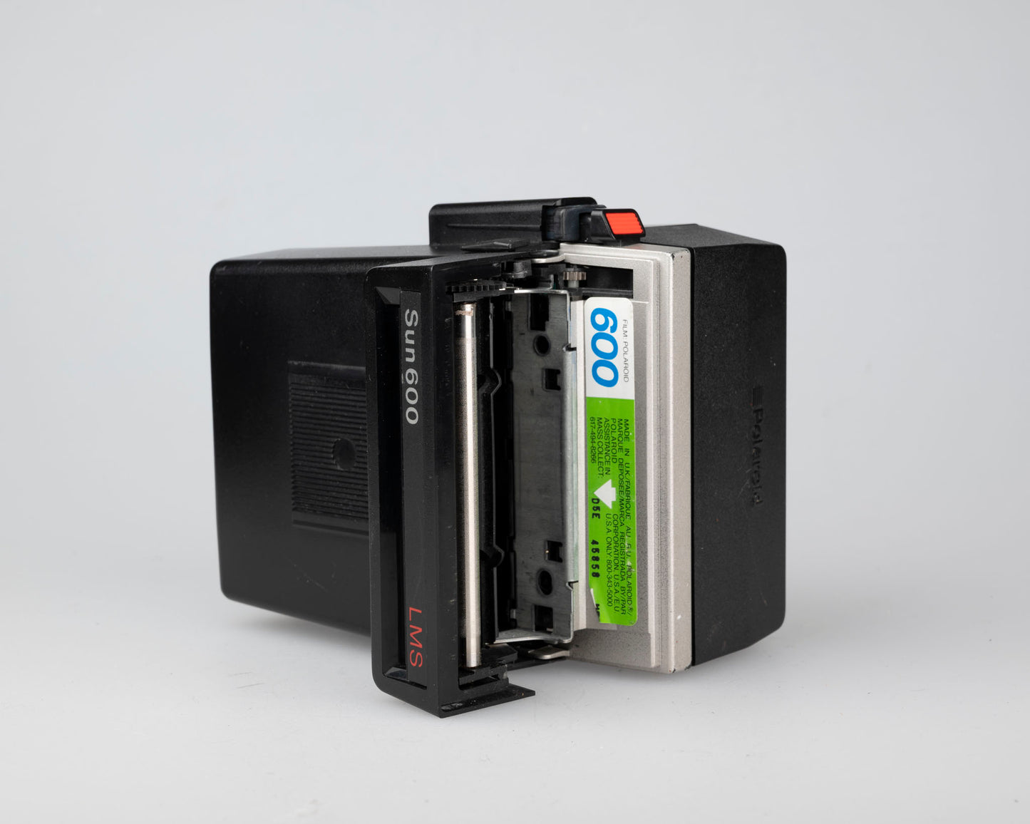 Polaroid Sun 600 LMS instant film camera (serial D5E45858)