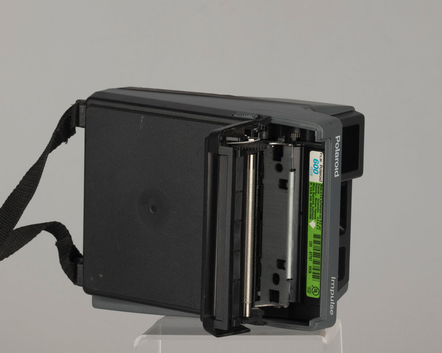 Polaroid Impulse instant camera (serial C3X87757VDCB)