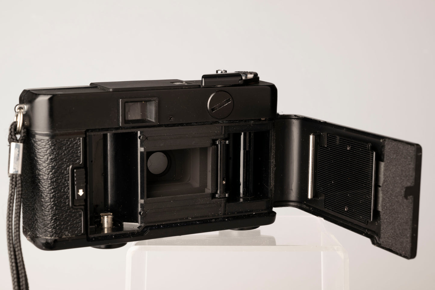 Rolleimat F 35mm zone focus camera w/ box, case, and manual