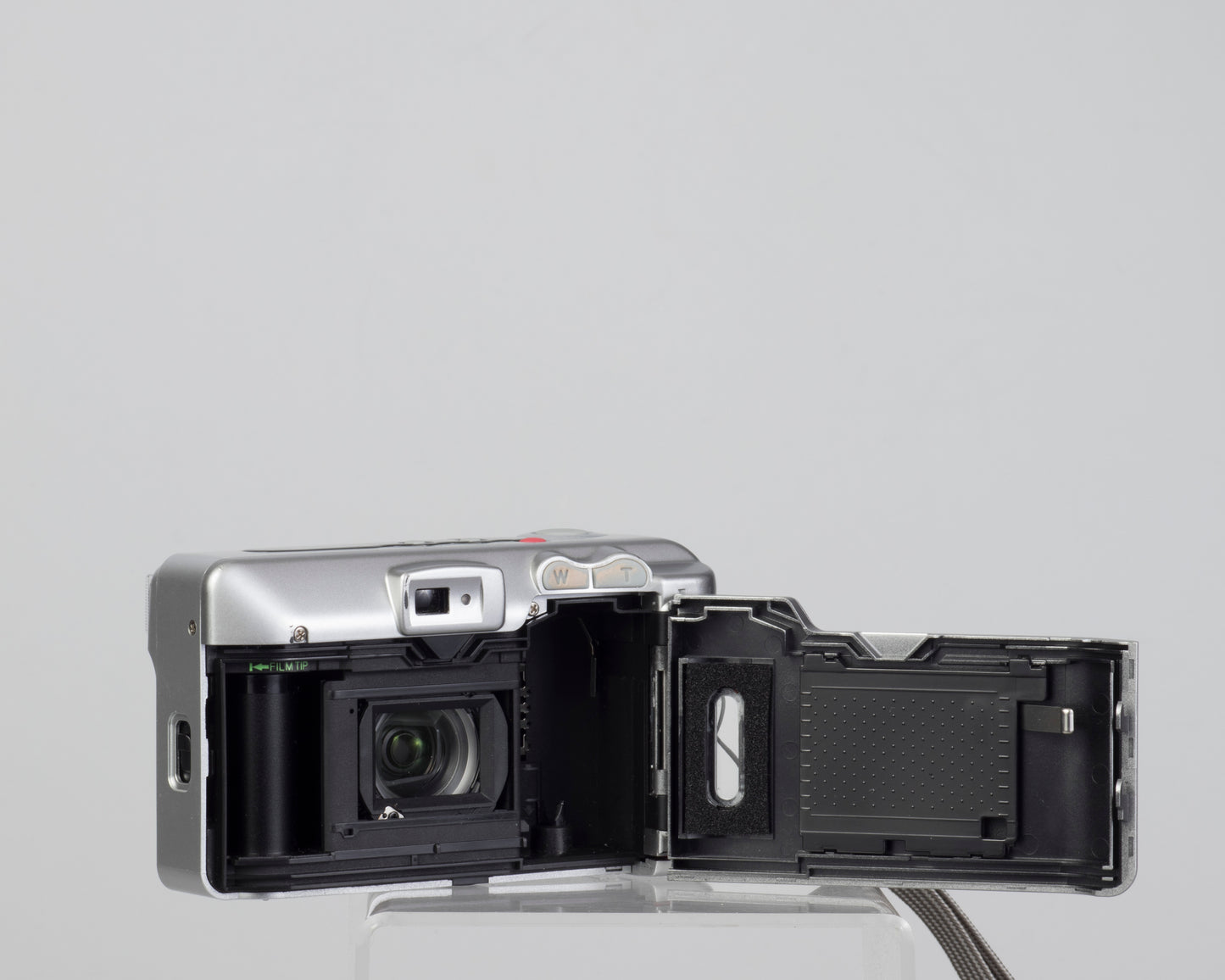 Vivitar Zoom 390 35mm camera