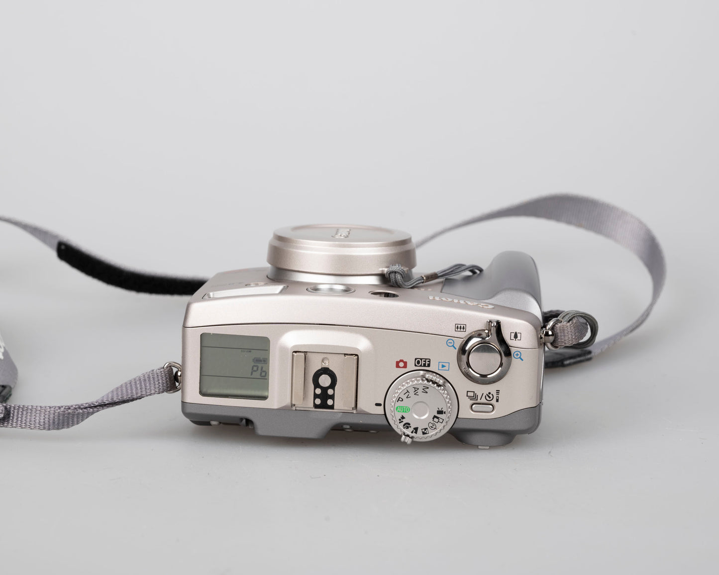Appareil photo numérique Canon Powershot G2 avec capteur CCD 4 MP ; comprend une carte CF de 256 Mo + 2 batteries avec chargeur + boîte d'origine, manuels et accessoires