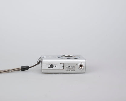 Appareil photo numérique Canon Powershot S500 Digital Elph 5MP CCD avec carte CF 1 Go + batterie + chargeur