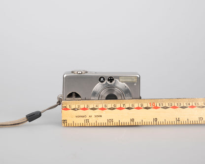 Appareil photo numérique Canon Powershot S230 Digital Elph 3,2 MP CCD avec carte CF 128 Mo + batterie + chargeur