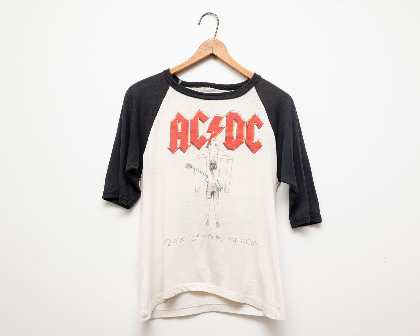 AC/DC Flick of the Switch vintage t-shirt raglan sleeves tour