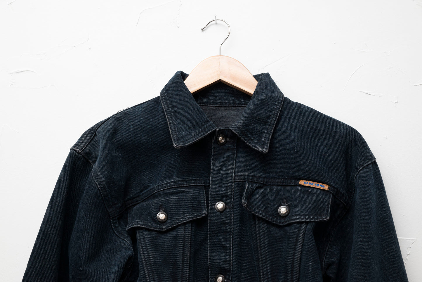 Cropped dark wash denim jacket - small