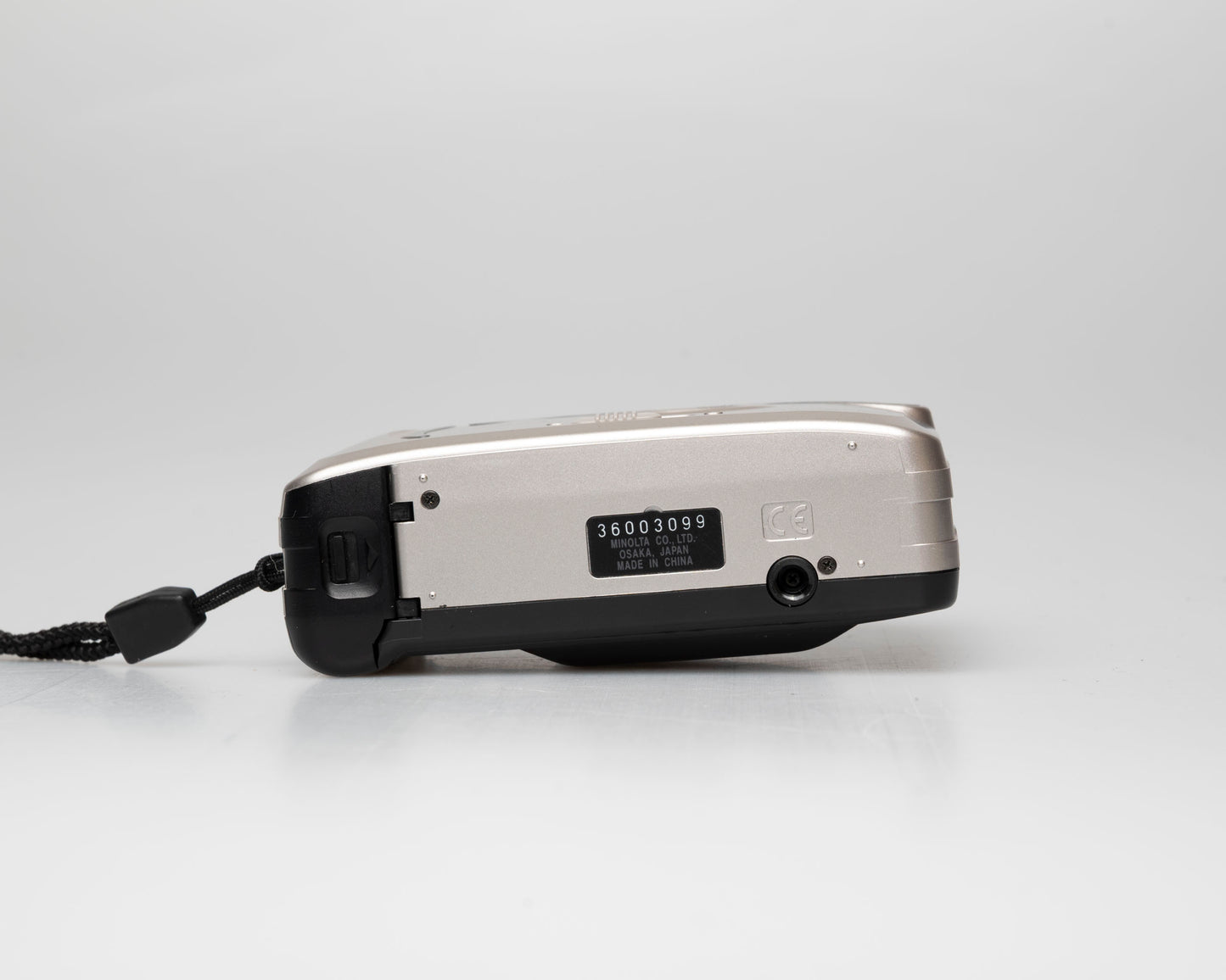 Minolta Freedom AF-50 Big Finder Date 35mm camera (serial 36003099)