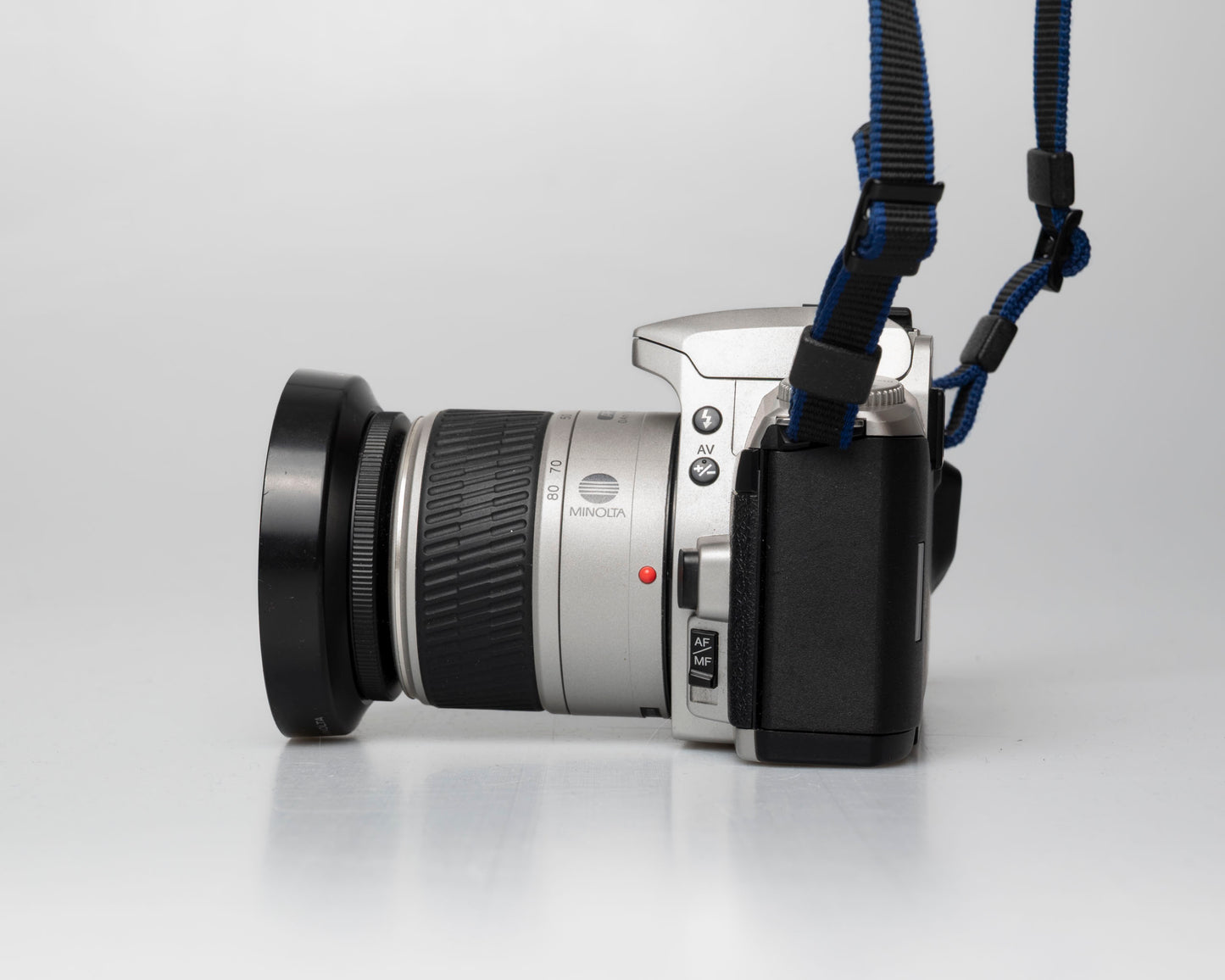 Minolta Maxxum 4 35mm film SLR w/ 28-80mm lens (serial 39314484)