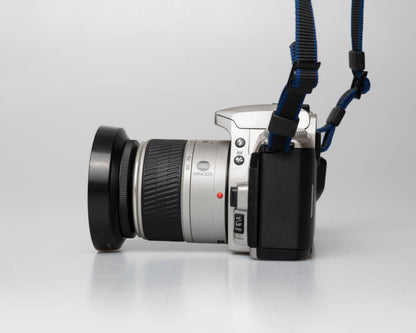 Minolta Maxxum 4 35mm film SLR w/ 28-80mm lens (serial 39314484)