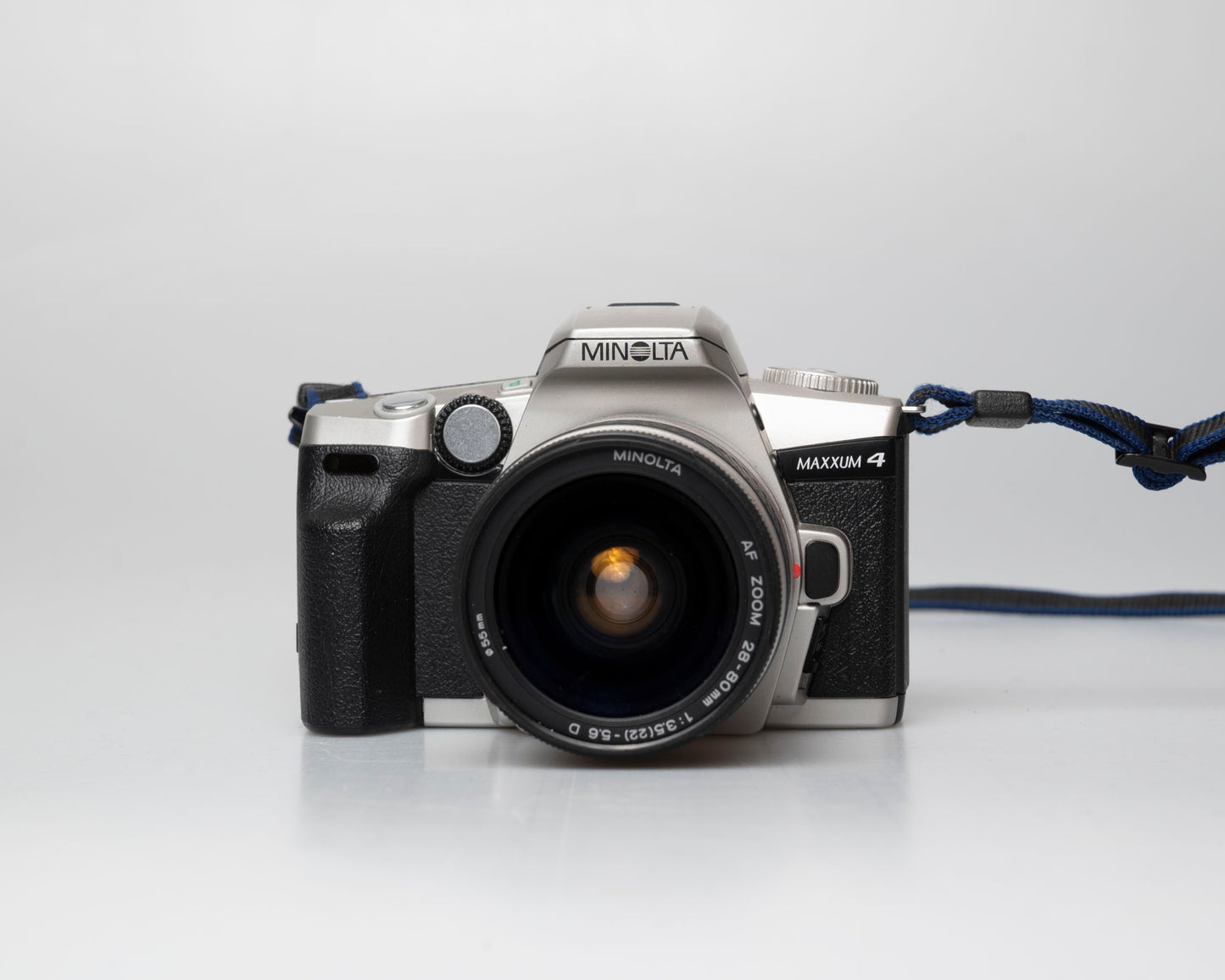 Minolta Maxxum 4 35mm film SLR w/ 28-80mm lens (serial 39314484)