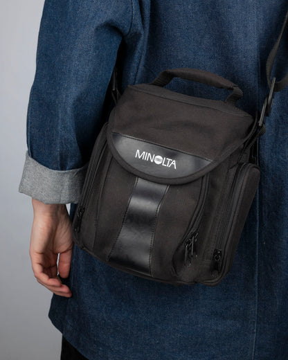 Minolta compact black camera shoulder bag